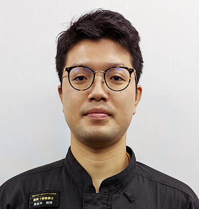 黄金井靖博さん