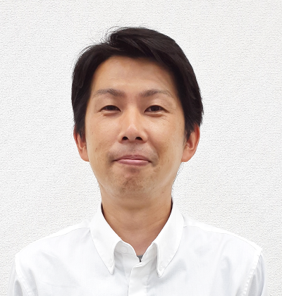 上甲芳弘さん